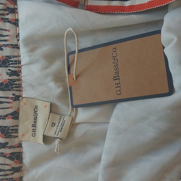 G H BASS & CO NWT women's size 12 flowy lined left side zipper giraffe pattern. - Picture 2 of 7